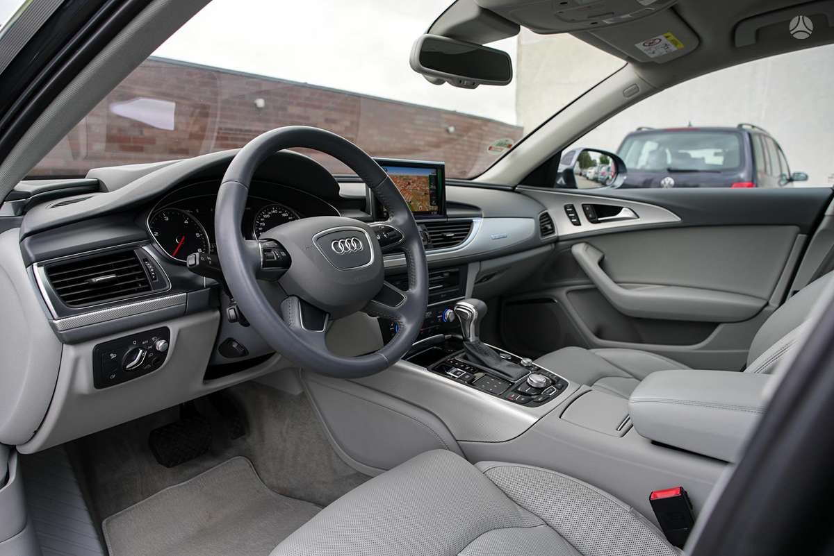 Audi A6, 3.0 l., Седан