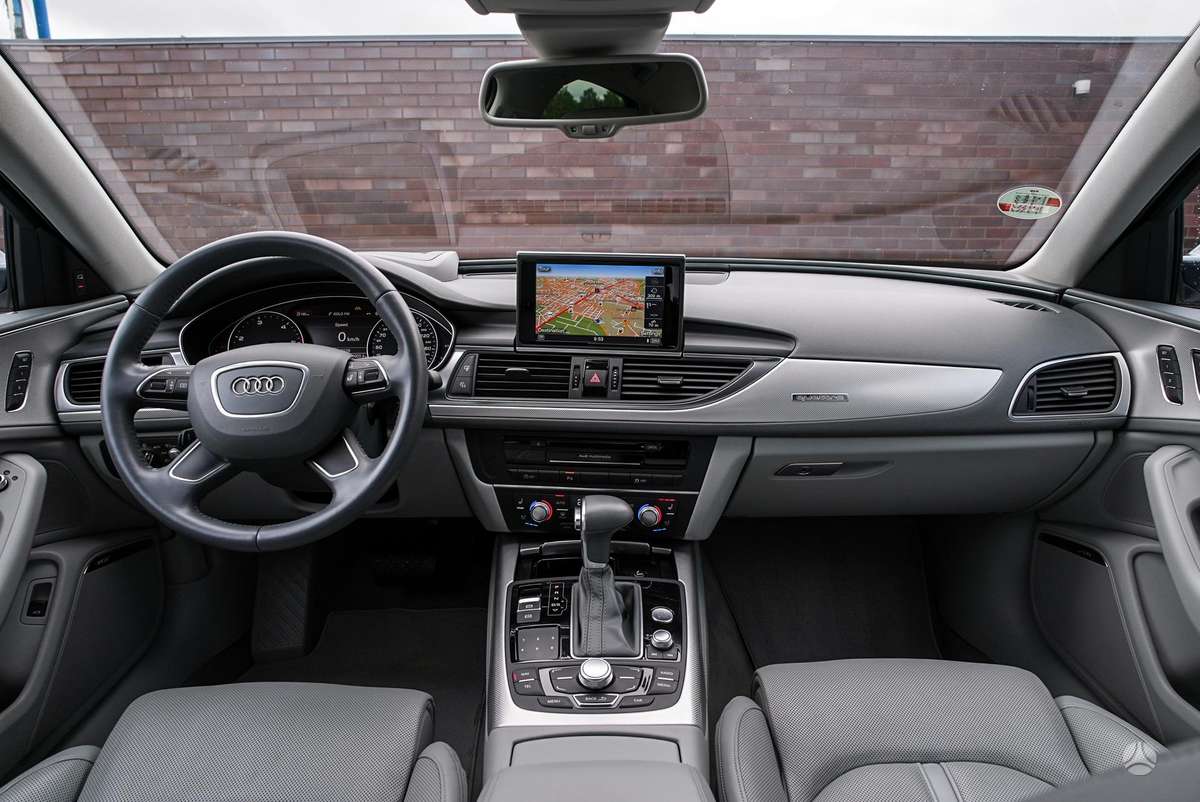 Audi A6, 3.0 l., Седан