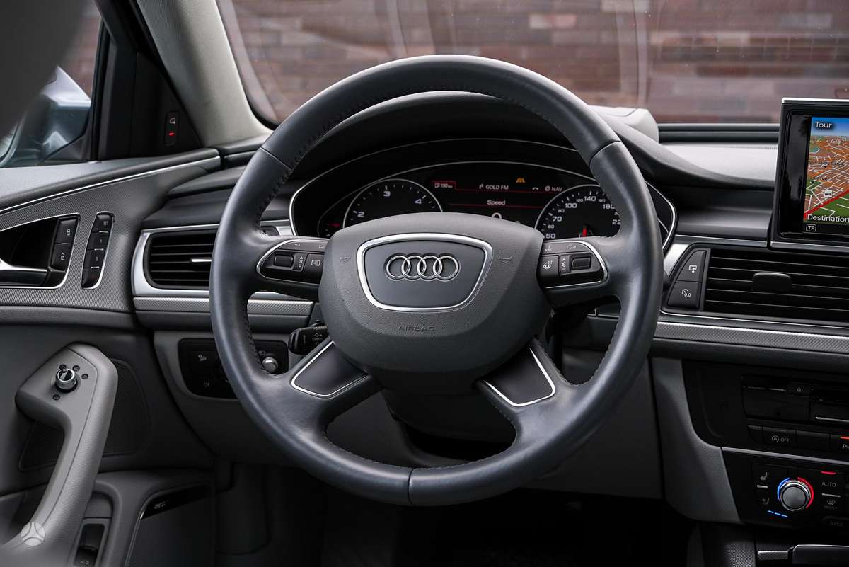 Audi A6, 3.0 l., Седан