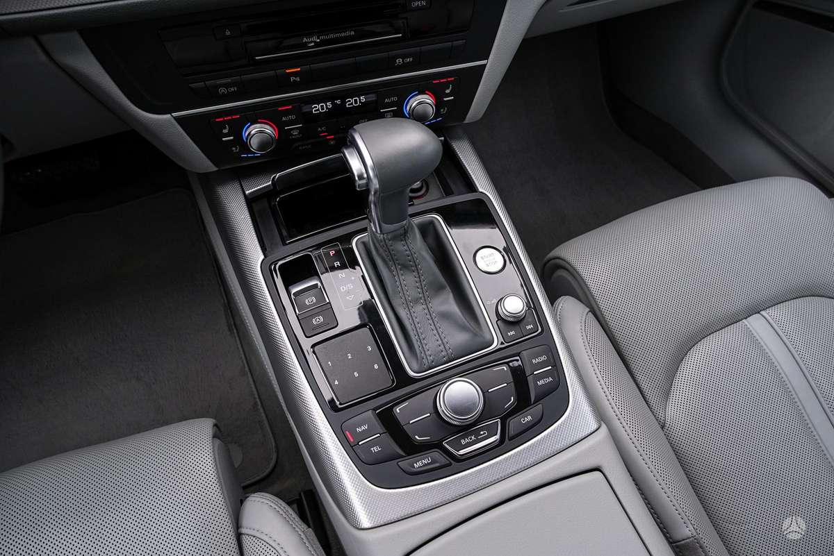 Audi A6, 3.0 l., Седан