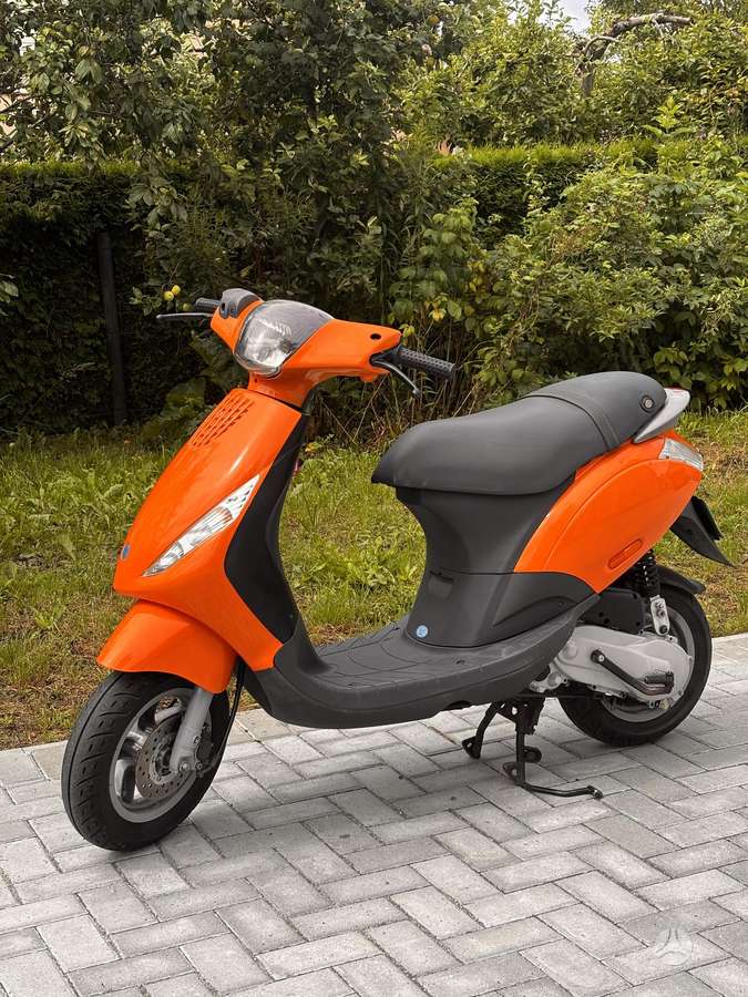 Piaggio Zip 50cc, scooters / mopeds