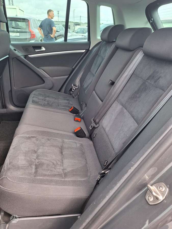 Volkswagen Tiguan - 6