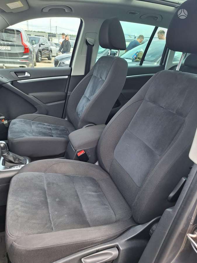 Volkswagen Tiguan - 8