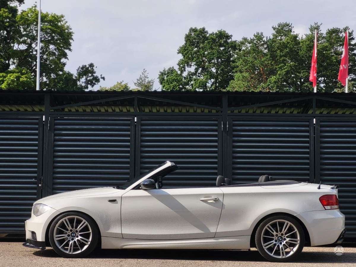 BMW 118, 2.0 l., Кабриолет