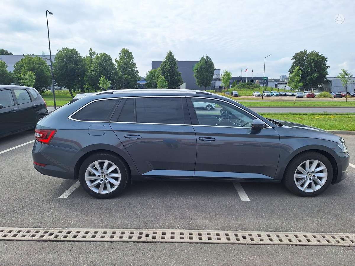 Skoda Superb, 1.6 l., Универсал