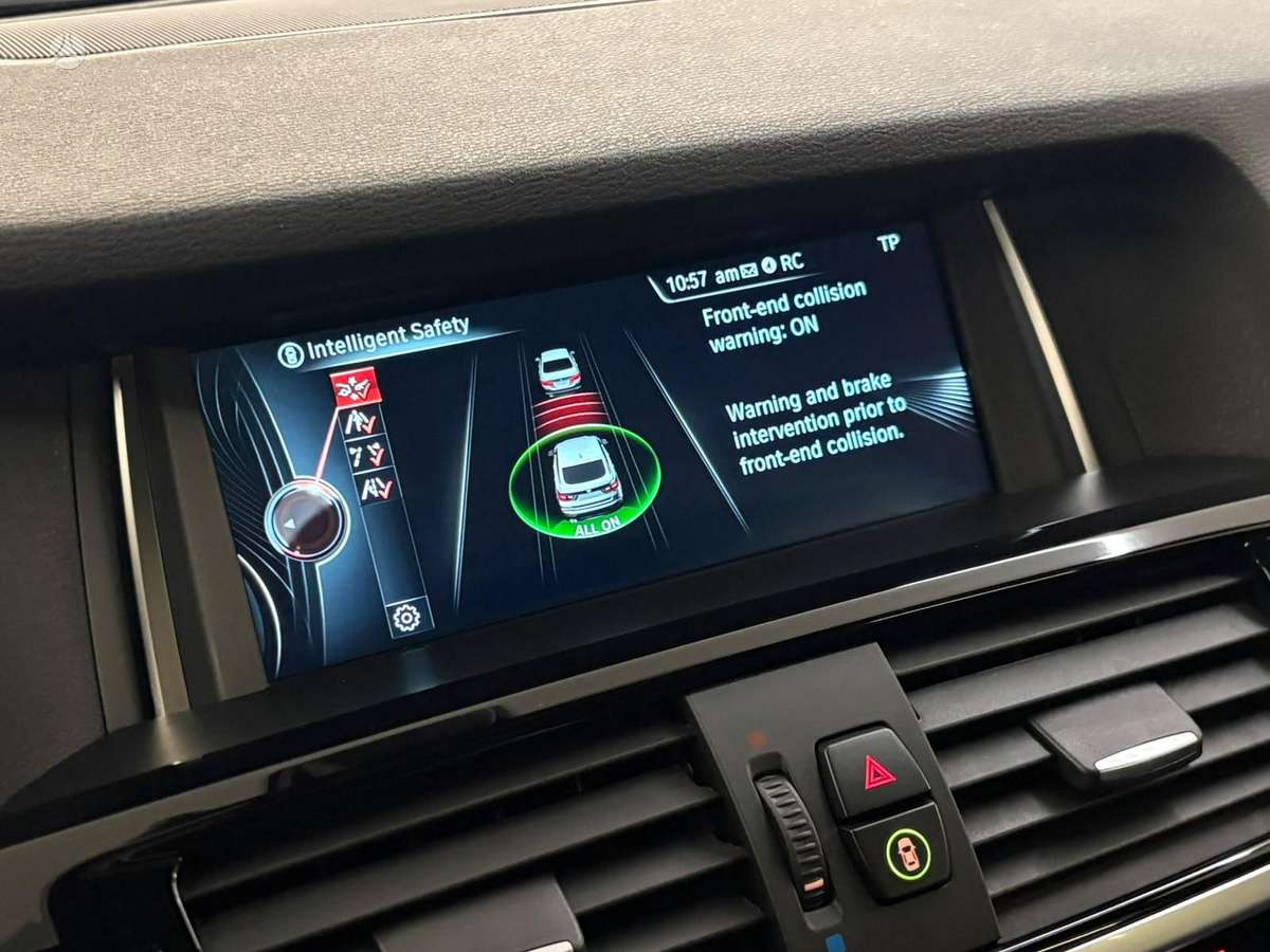 BMW X4, 3.0 l., off-road / crossover