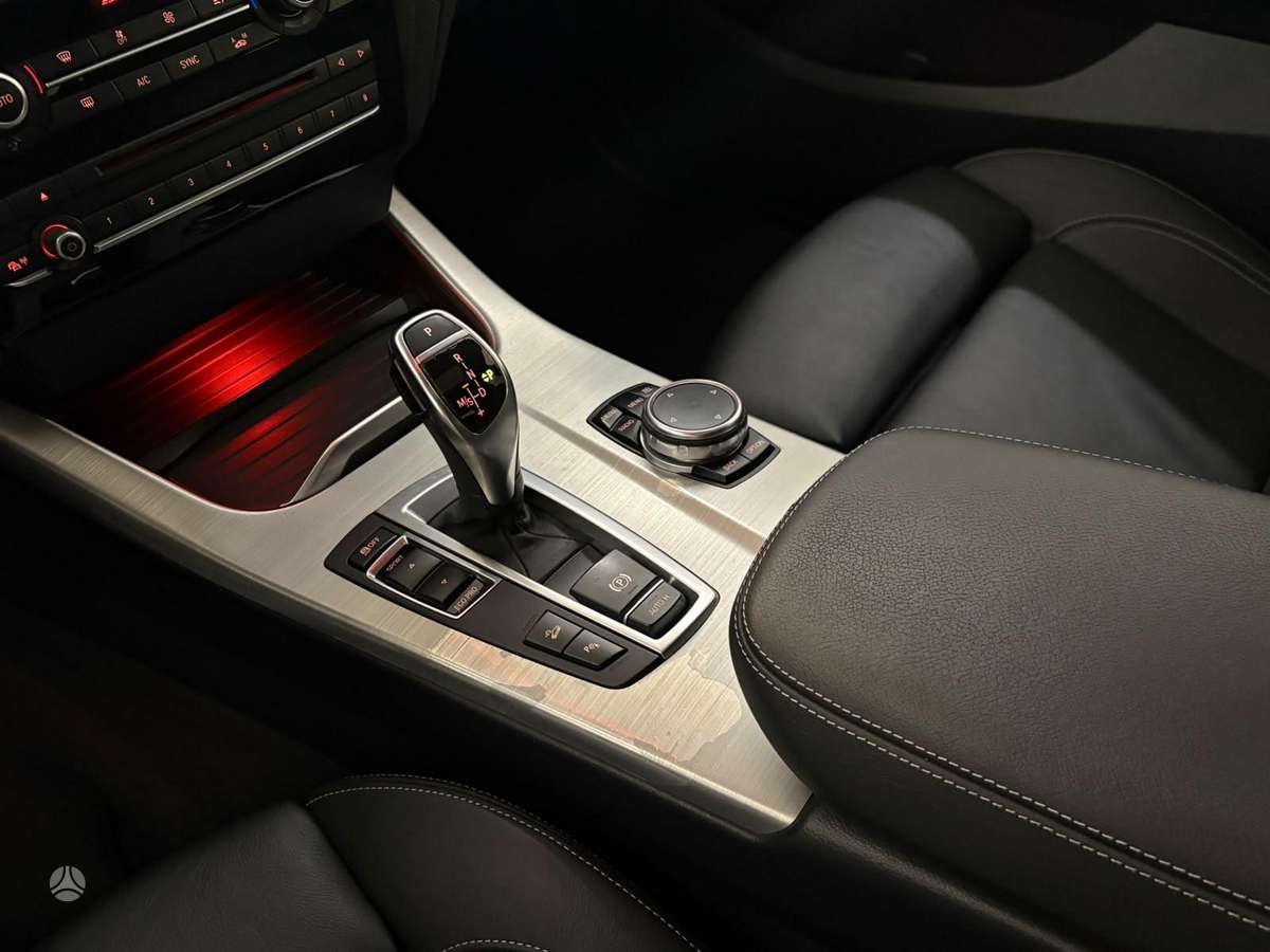 BMW X4, 3.0 l., off-road / crossover