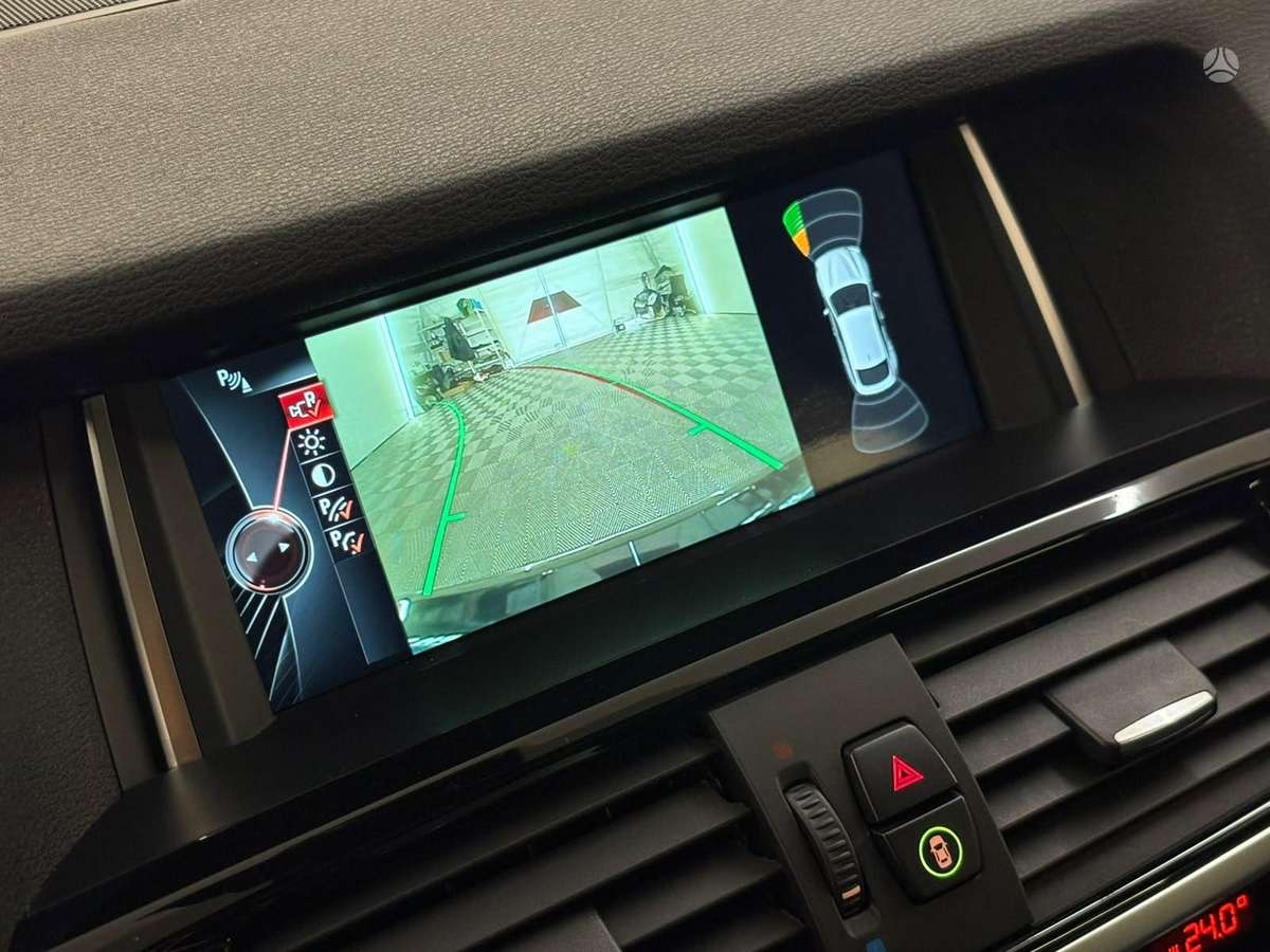 BMW X4, 3.0 l., off-road / crossover