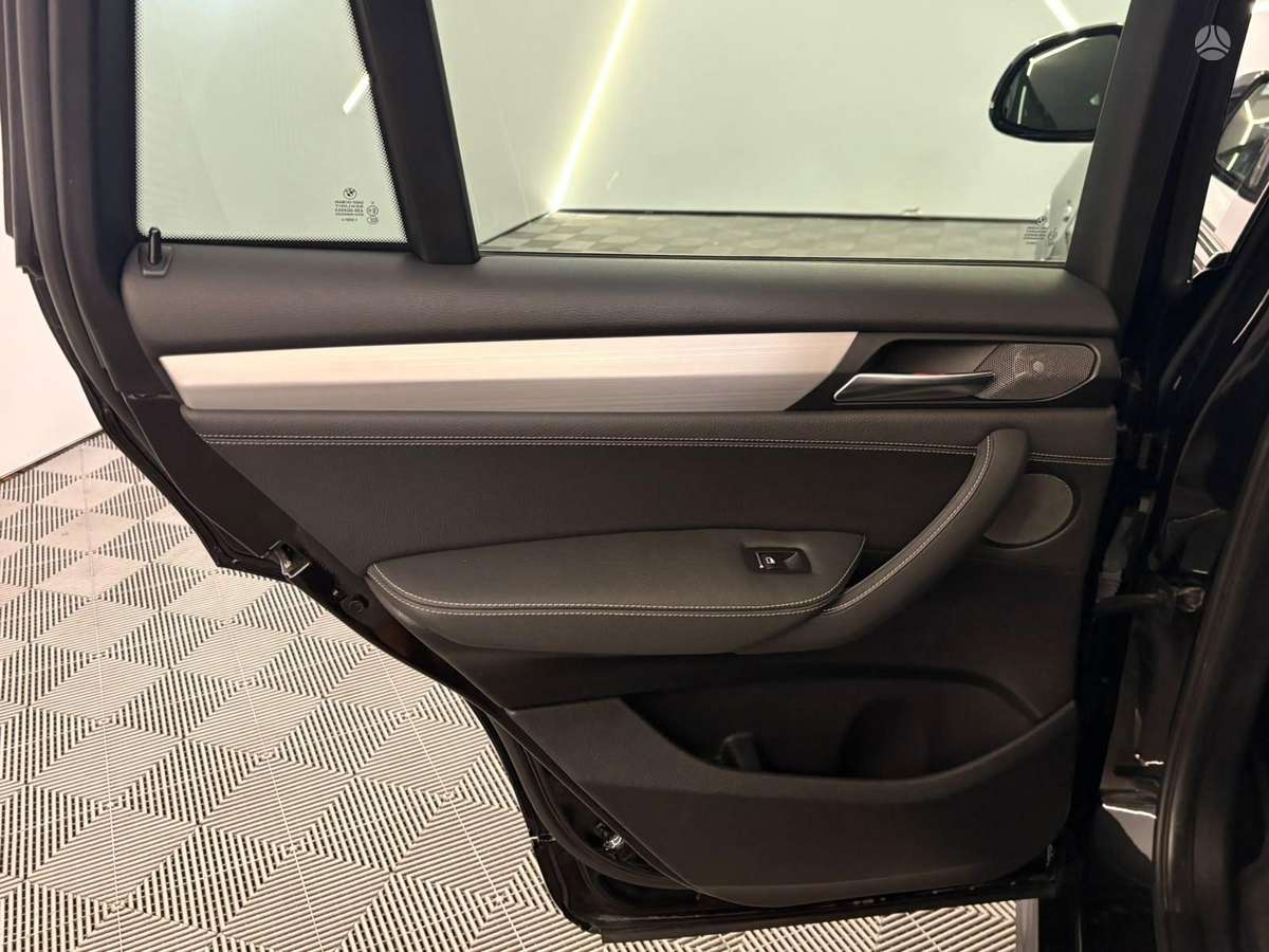 BMW X4, 3.0 l., off-road / crossover