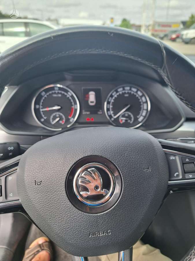 Skoda Superb, 1.6 l., Универсал