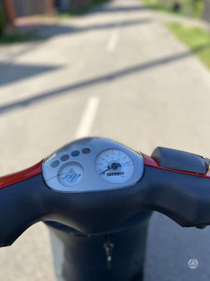 Piaggio Zip 50cc, mopēds / motorollers