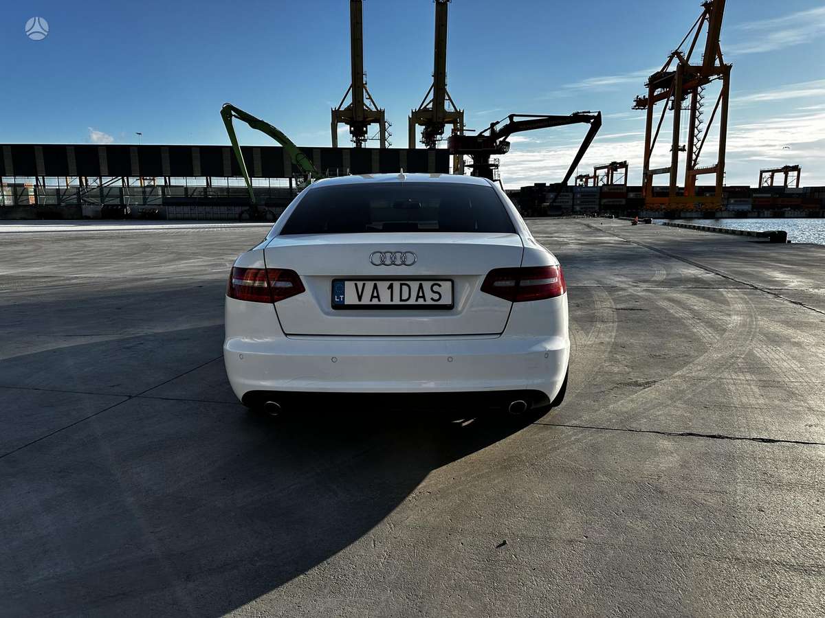 Audi A6, 3.0 l., Седан