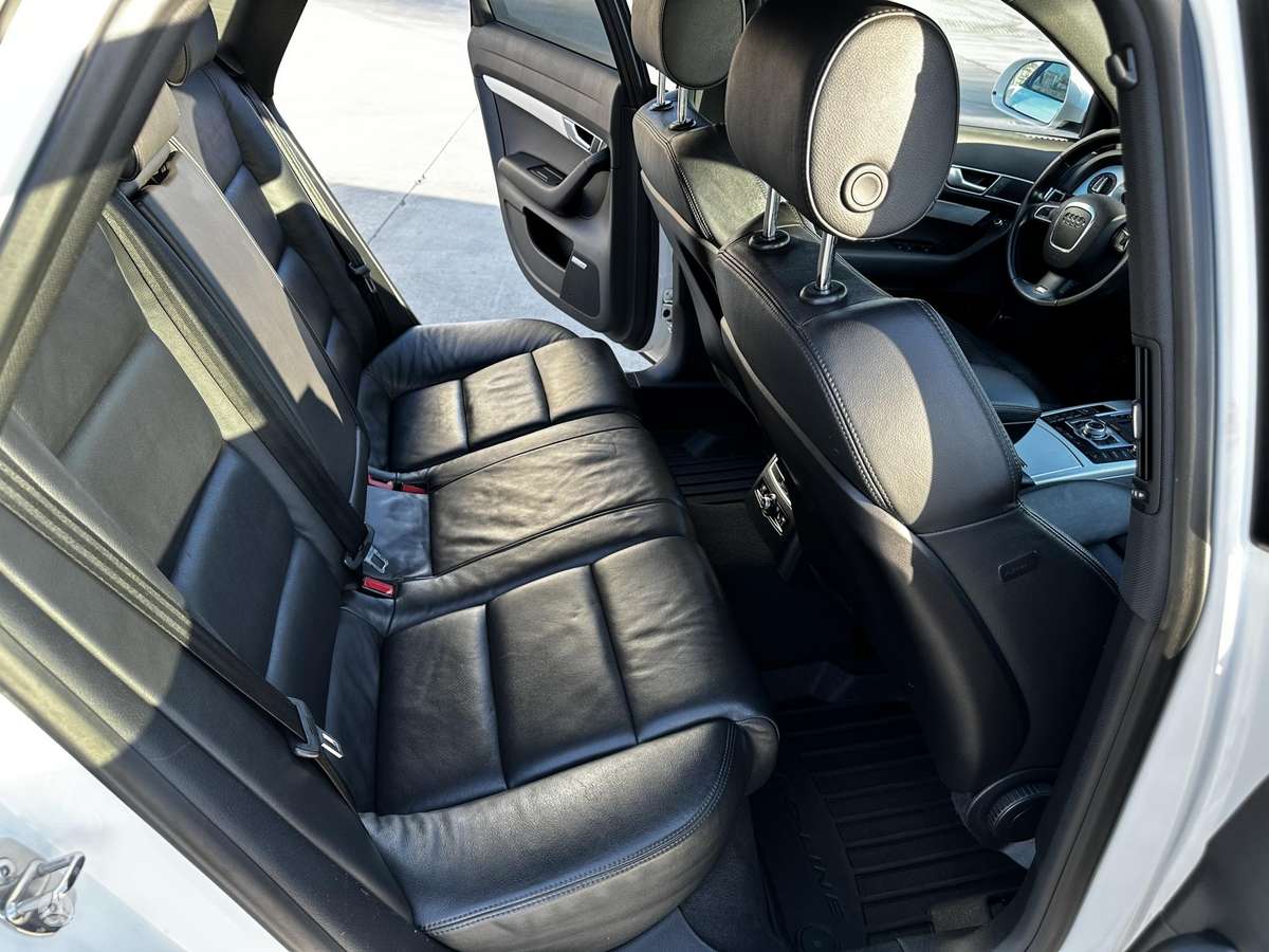 Audi A6, 3.0 l., Седан