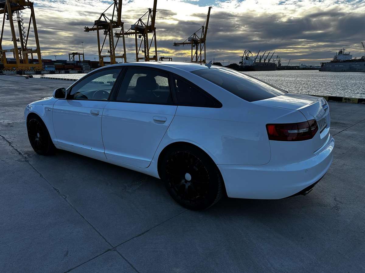 Audi A6, 3.0 l., Седан