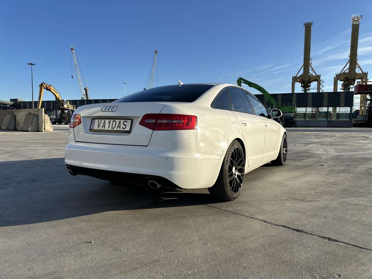 Audi A6, 3.0 l., Седан