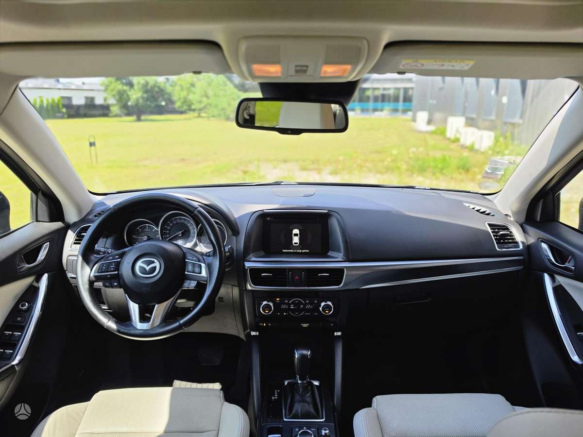 Mazda CX-5, 2.2 l., off-road / crossover