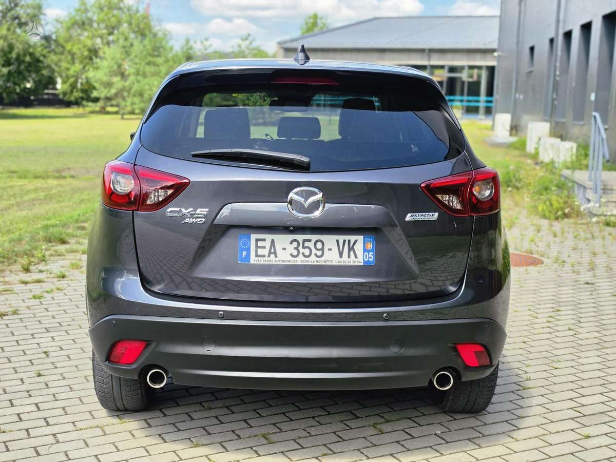 Mazda CX-5, 2.2 l., off-road / crossover