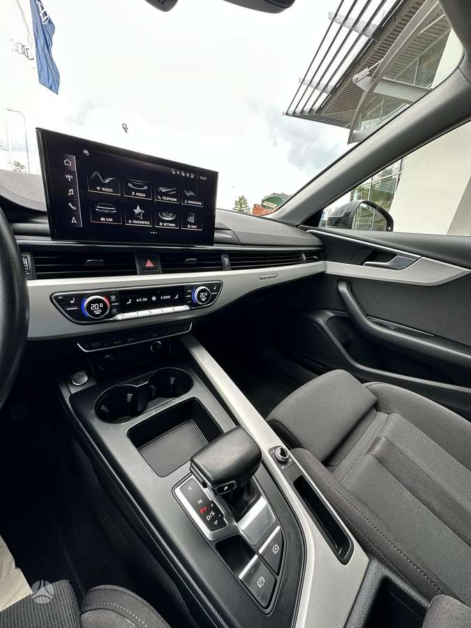 Audi A4, 2.0 l., universalas
