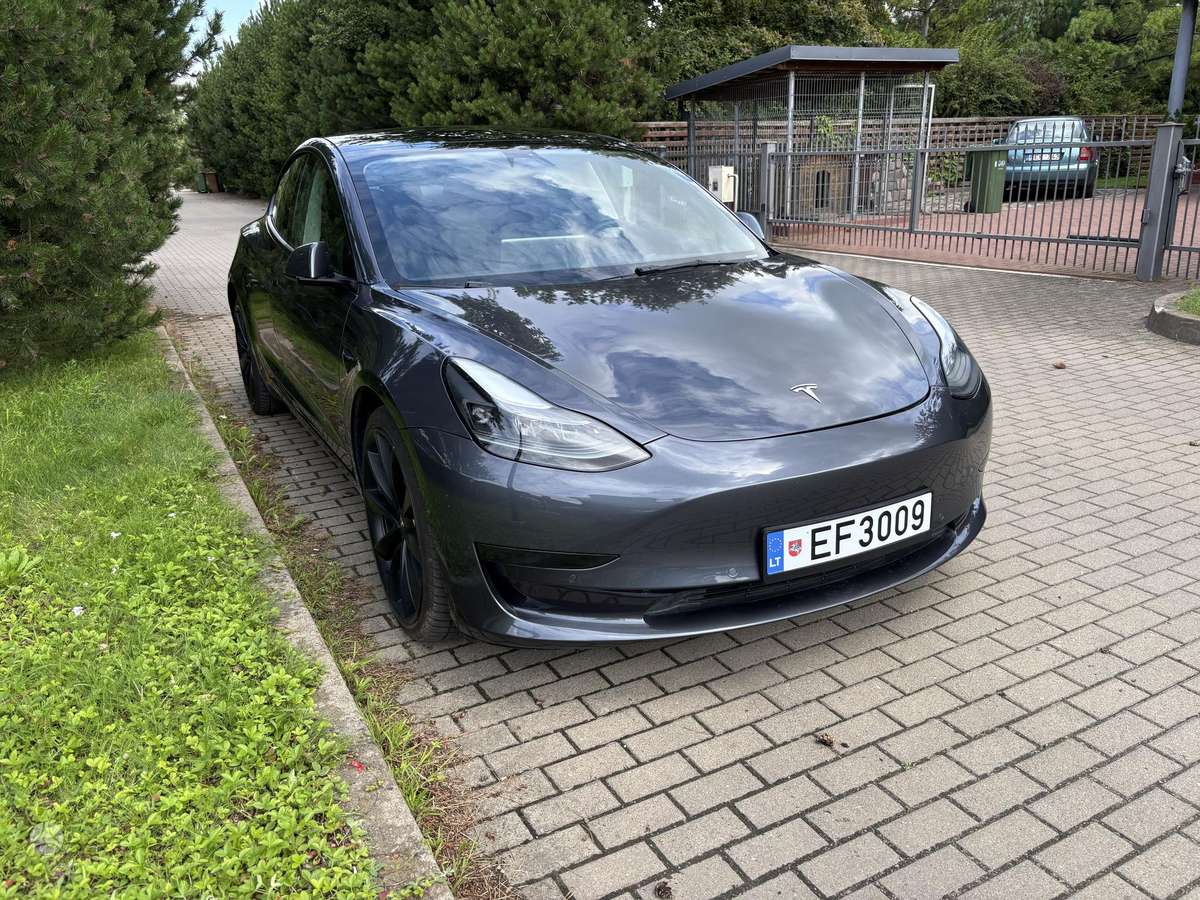 Tesla Model 3, 60 kWh, sedanas