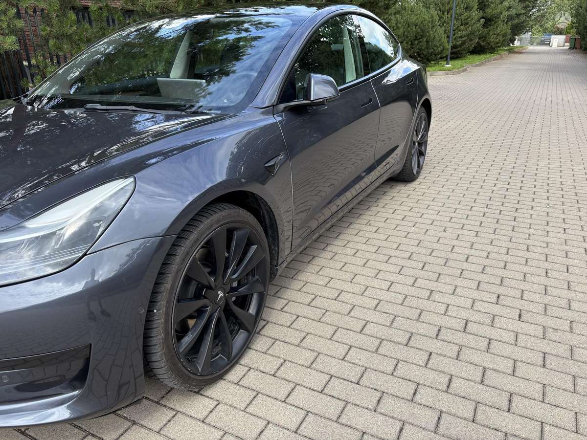 Tesla Model 3, 60 kWh, sedanas