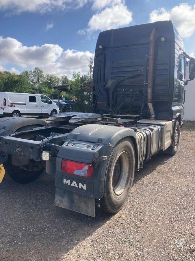 MAN 18.480 TGX, single sleeper