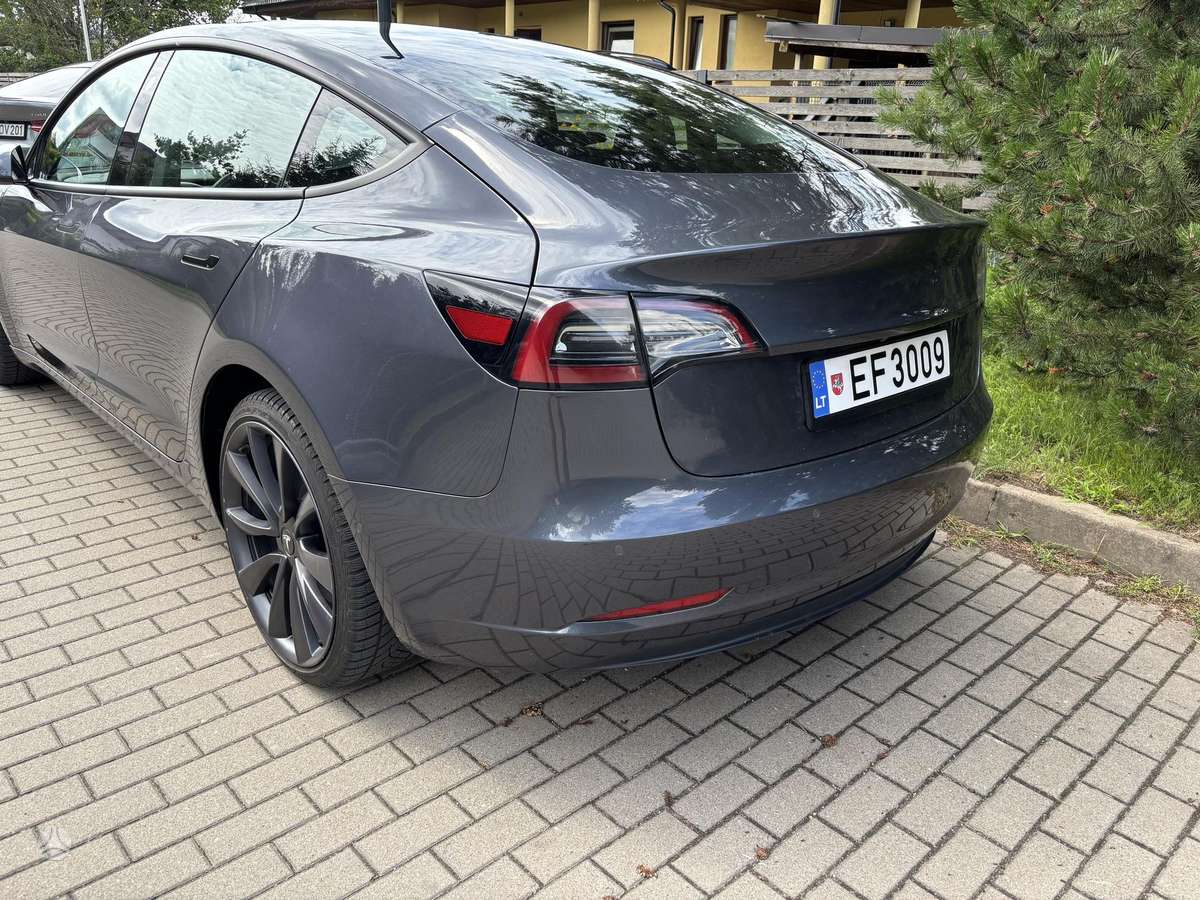 Tesla Model 3, 60 kWh, sedanas