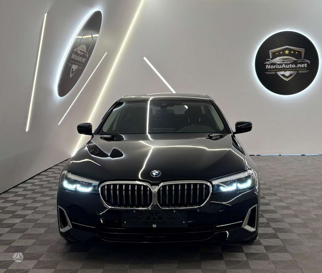 BMW 520, 2.0 l., Седан