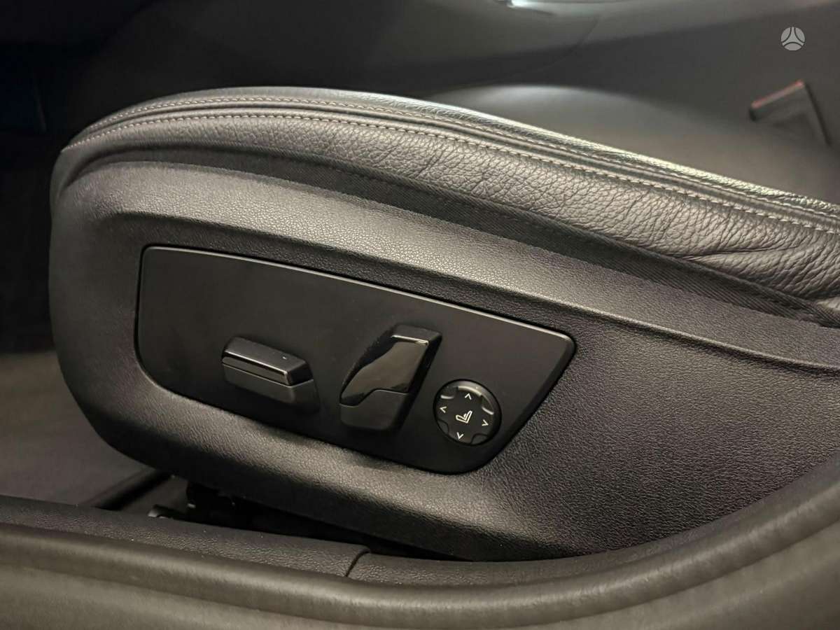 BMW 520, 2.0 l., Седан