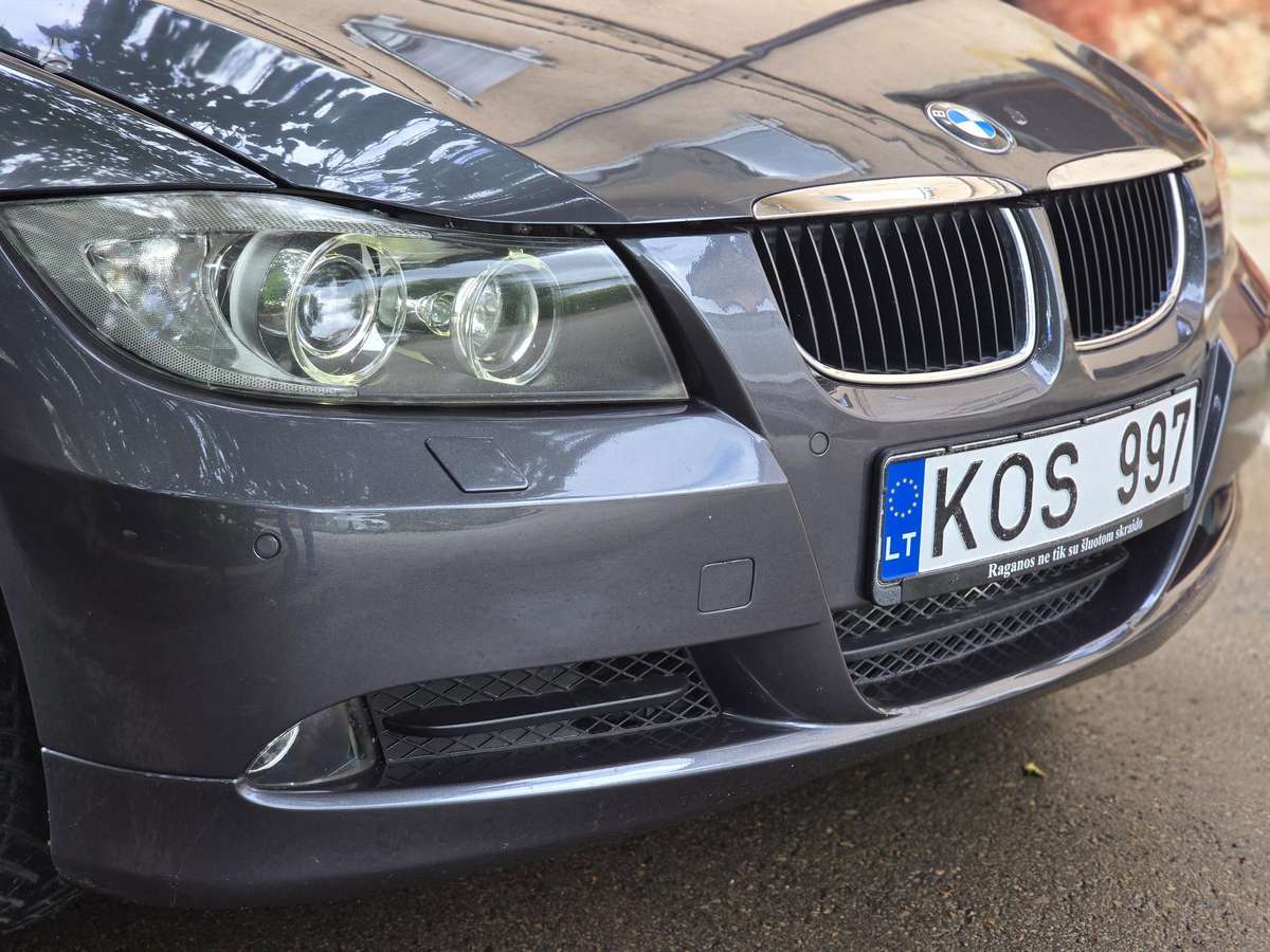 BMW 320, 2.0 l., Седан