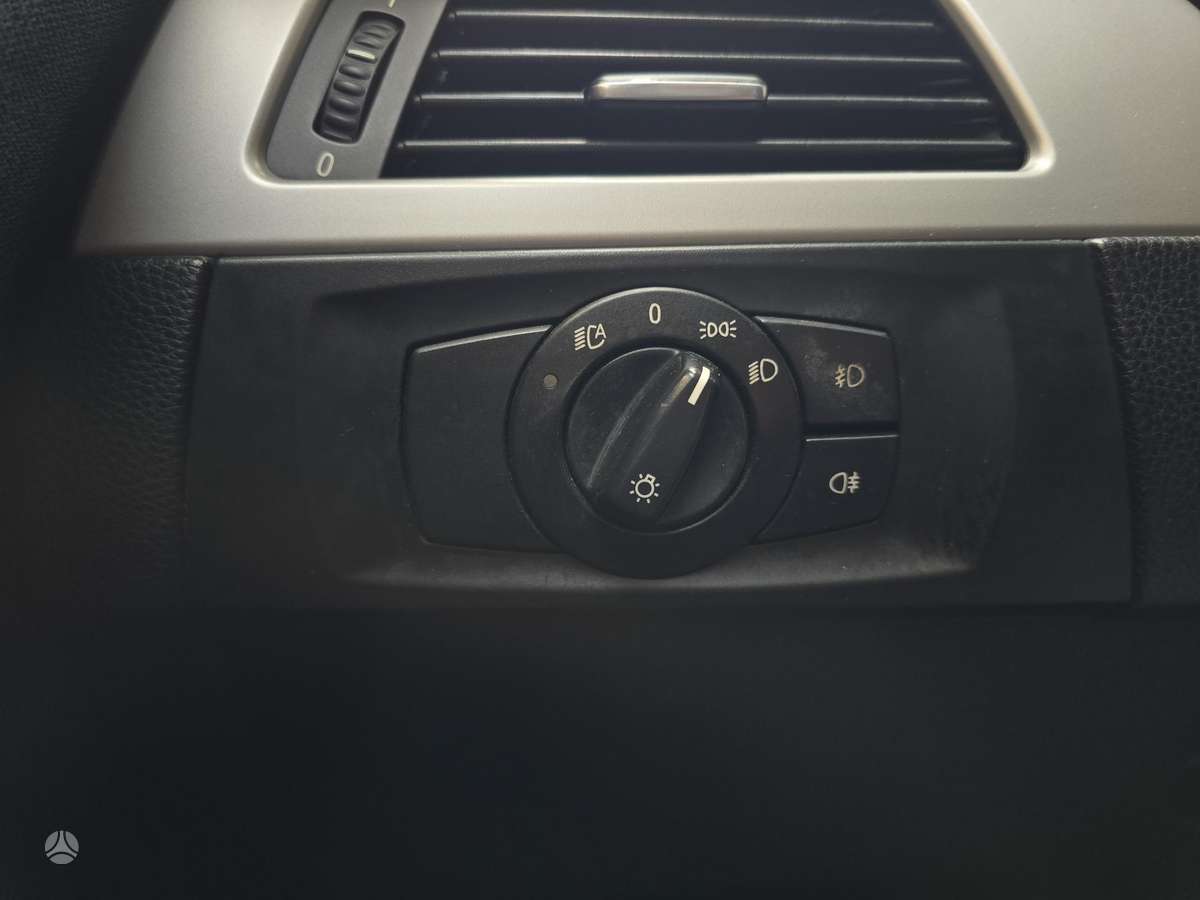 BMW 320, 2.0 l., Седан
