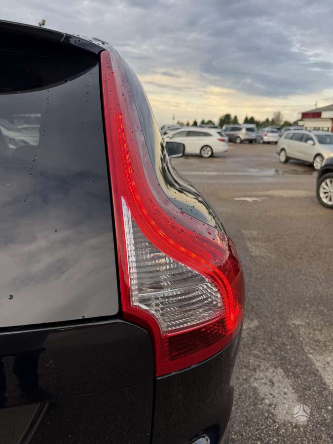 Volvo XC60 - 10