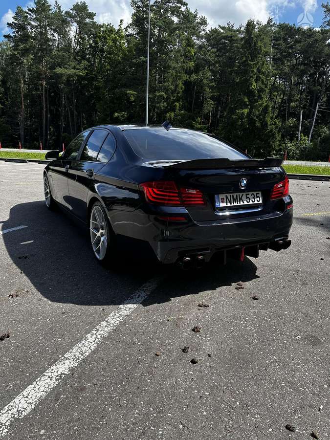 BMW 535, 3.0 l., Седан