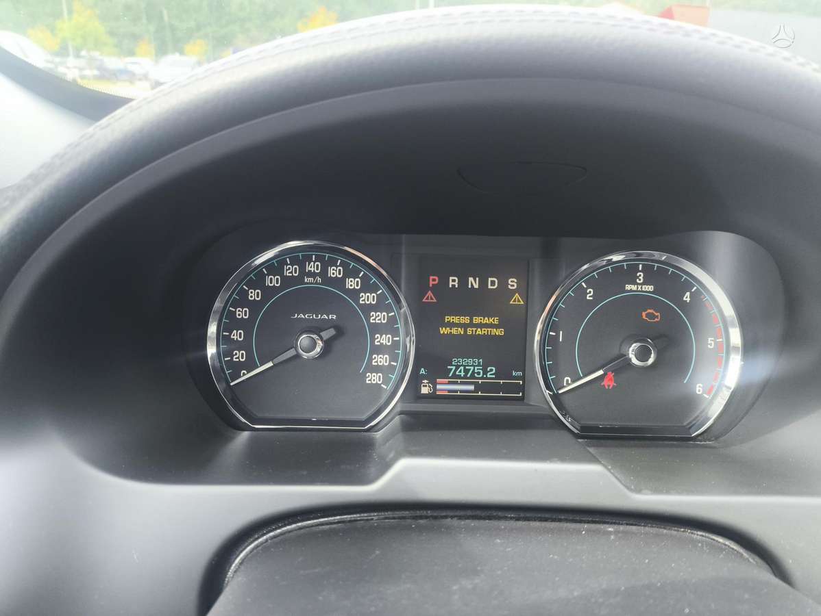 Jaguar XF, 2.2 l., Седан