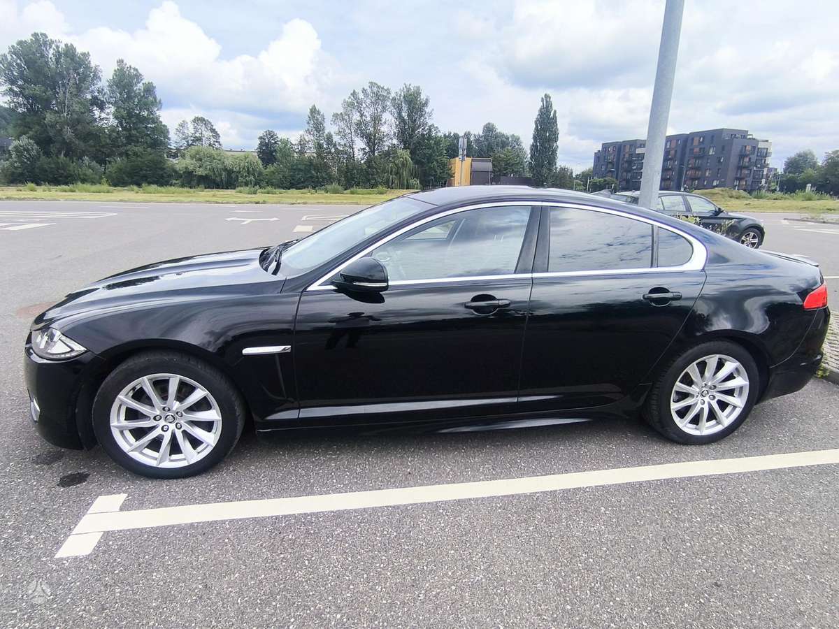 Jaguar XF, 2.2 l., Седан