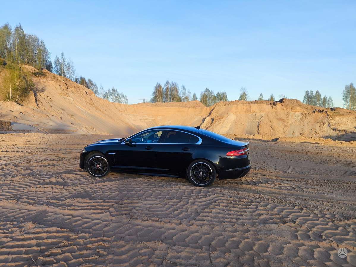 Jaguar XF, 2.2 l., Седан