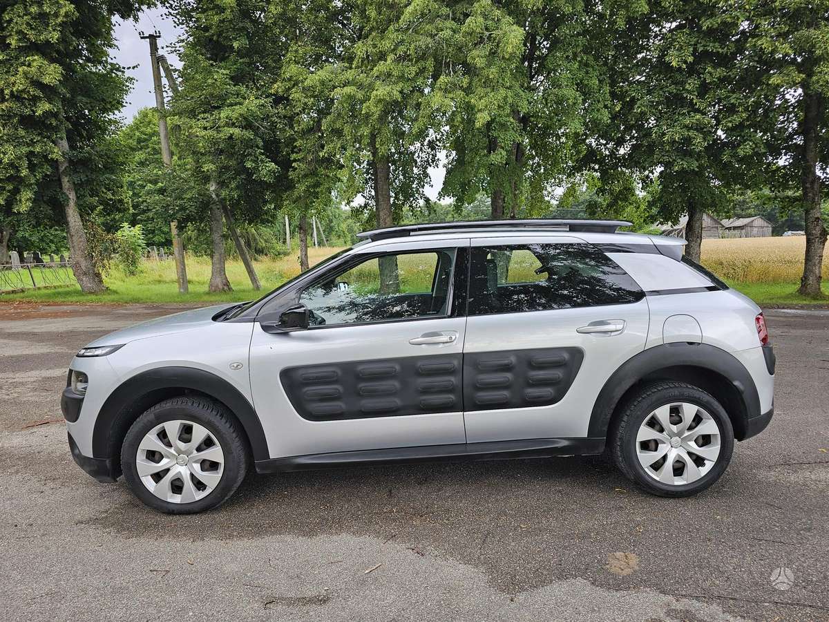 Citroen C4 Cactus, 1.2 l., Хэтчбек