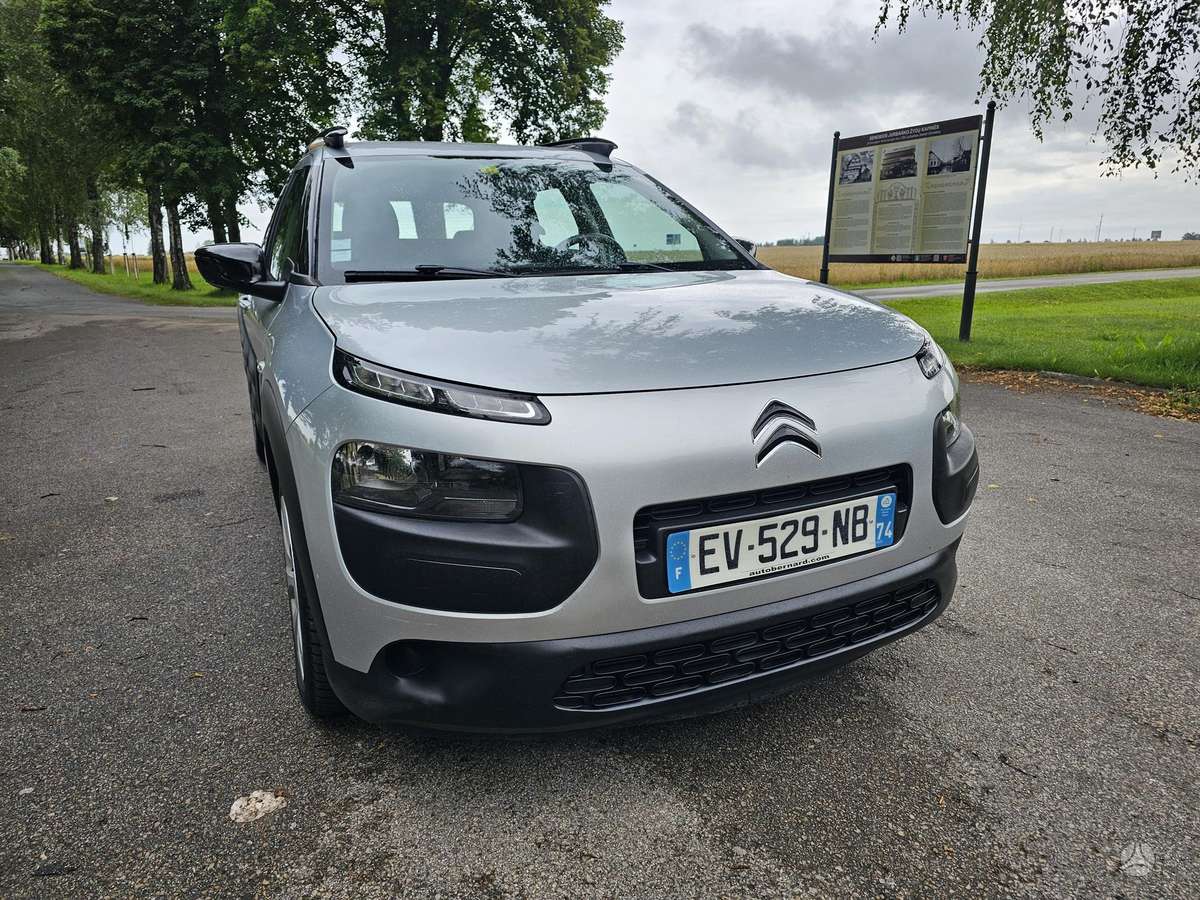 Citroen C4 Cactus, 1.2 l., Хэтчбек