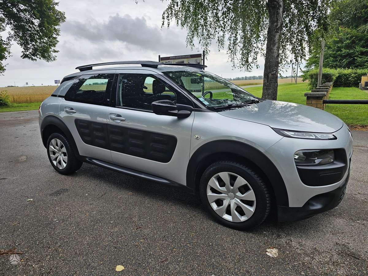 Citroen C4 Cactus, 1.2 l., Хэтчбек
