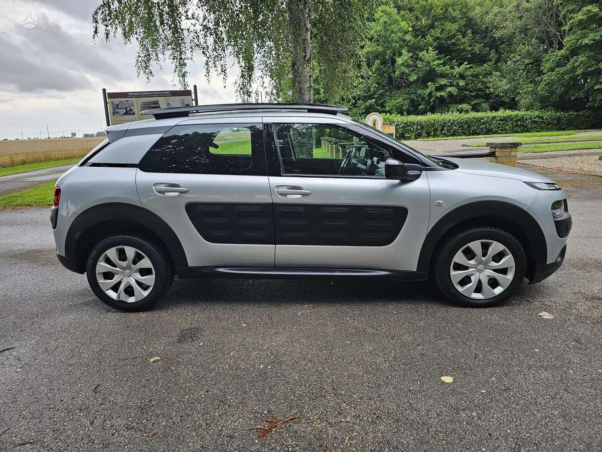 Citroen C4 Cactus, 1.2 l., hatchback