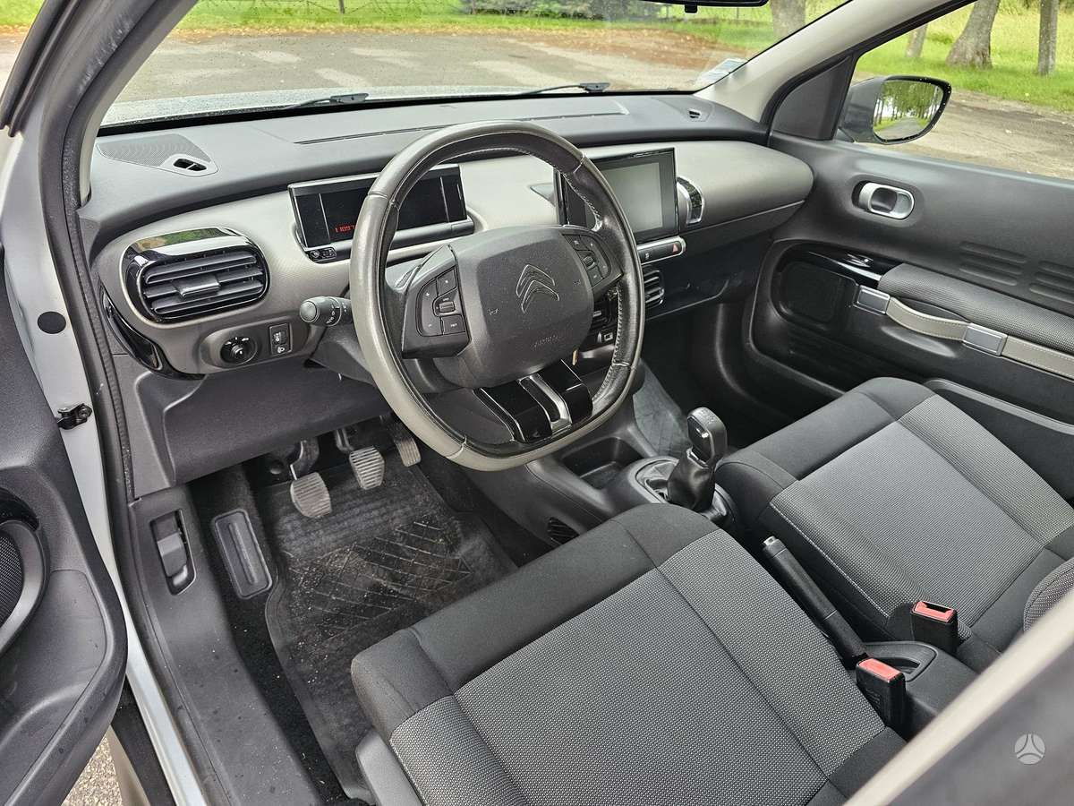 Citroen C4 Cactus, 1.2 l., Хэтчбек