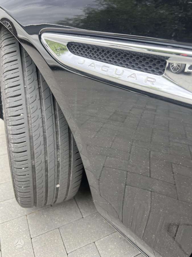 Jaguar XE, 2.0 l., Седан