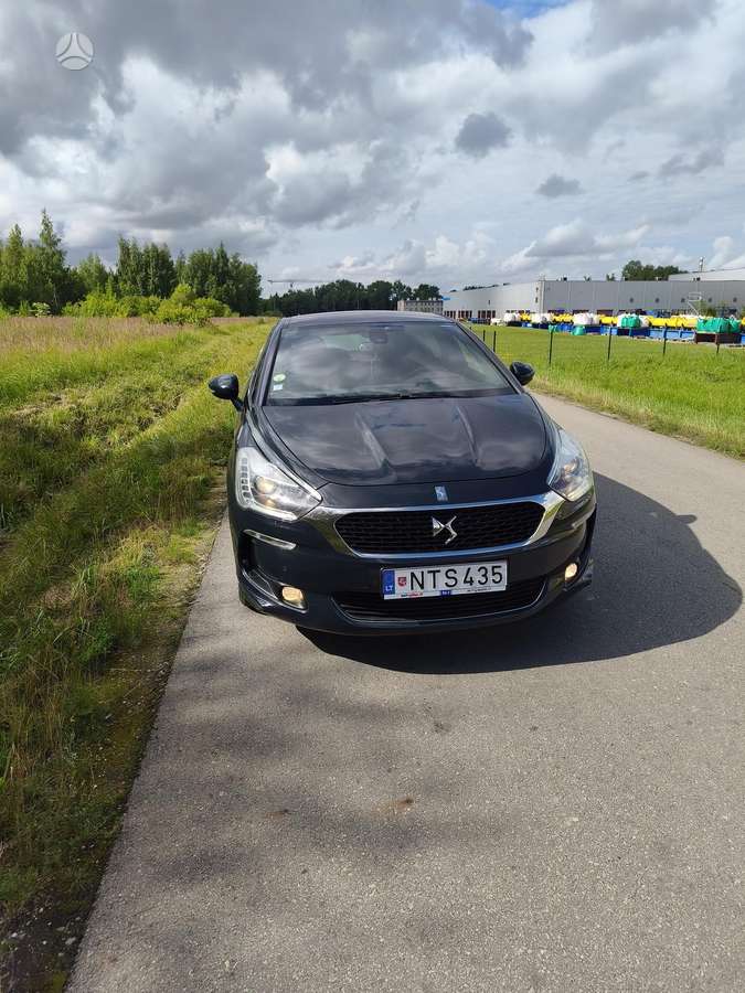 Citroen DS5, 1.6 l., Хэтчбек