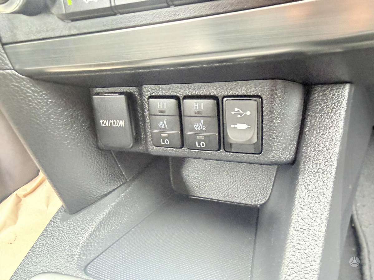 Toyota Auris, 2.0 l., Универсал