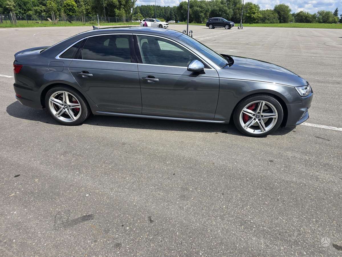 Audi S4, 3.0 l., Седан