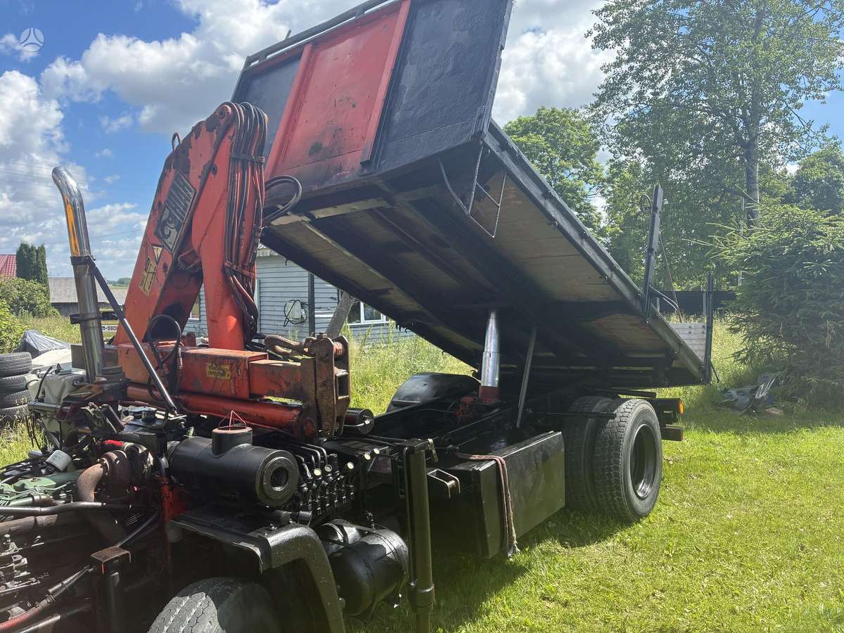Volvo Volvo, dumpers with crane