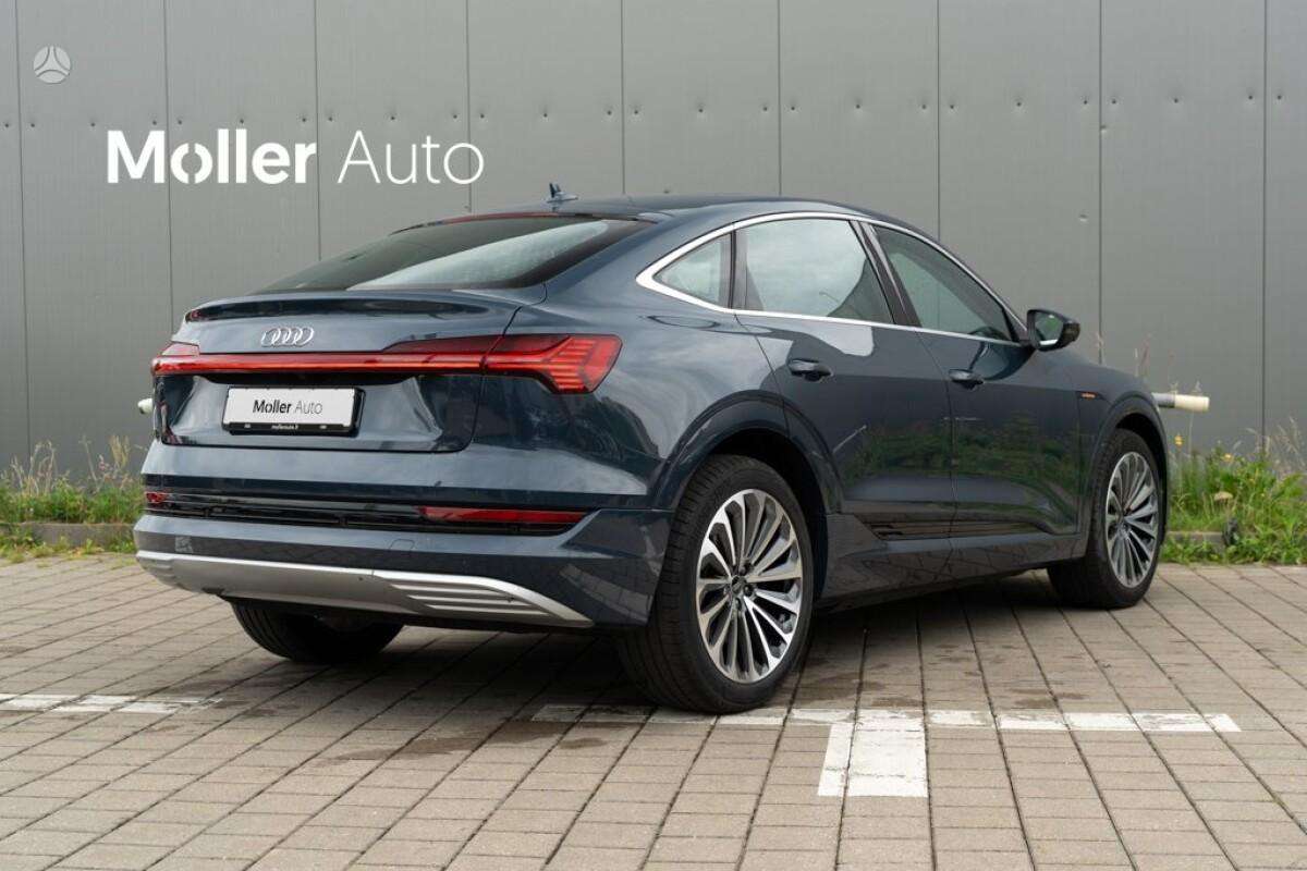 Audi e-tron Sportback, Внедорожник / Кроссовер