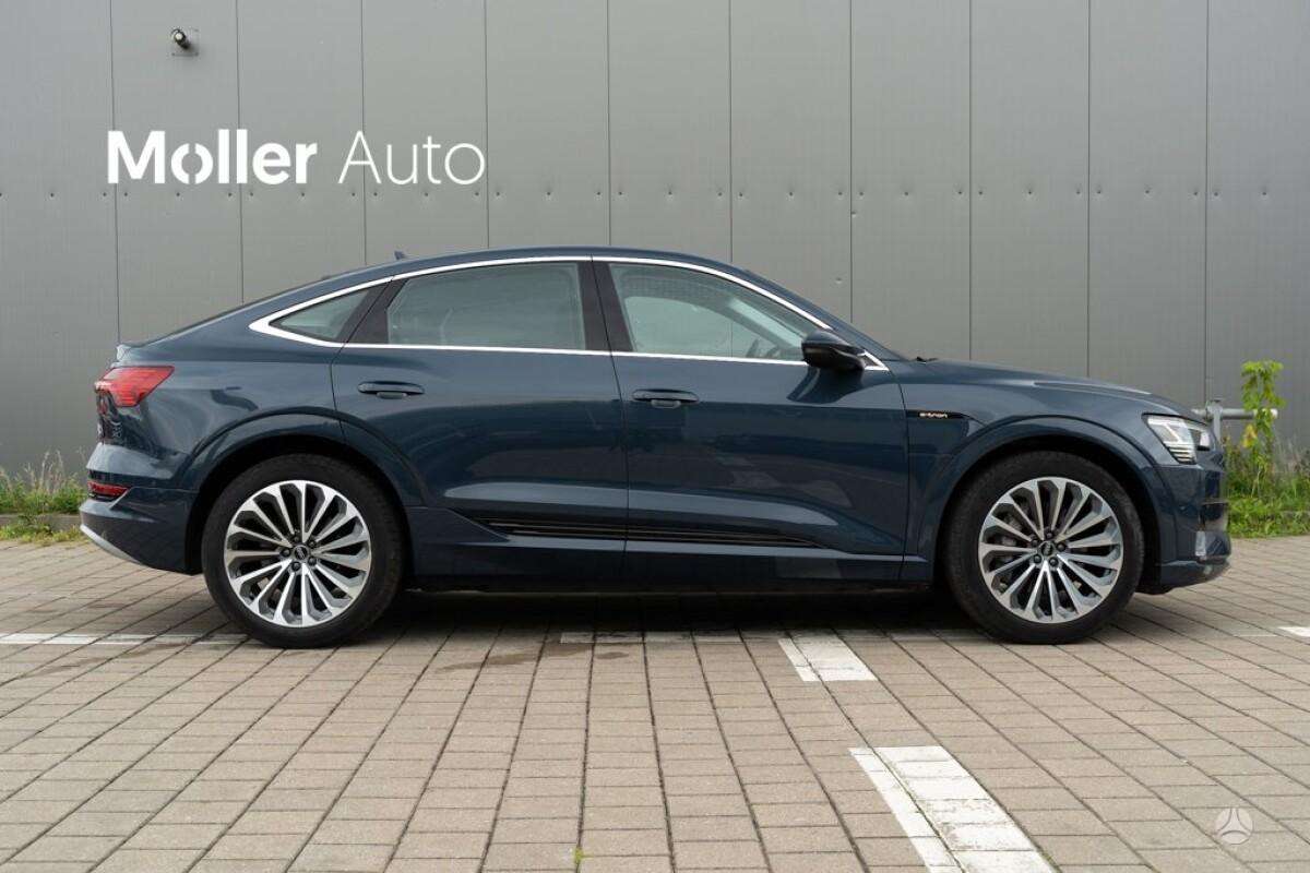Audi e-tron Sportback, Внедорожник / Кроссовер