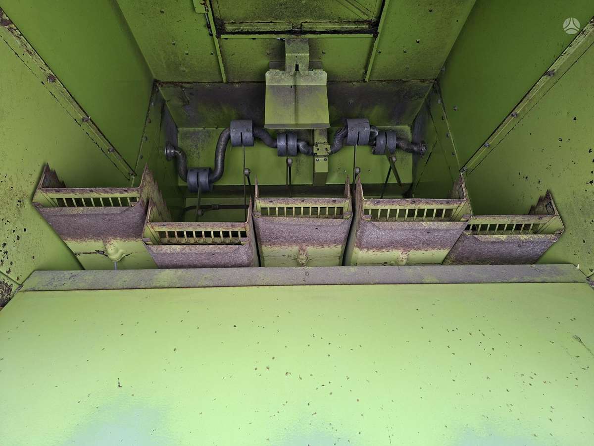 Claas Lexion 410, combine harvesters