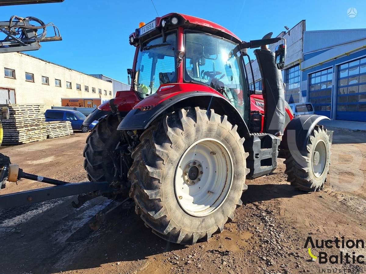 Valtra T 194 A, tractors