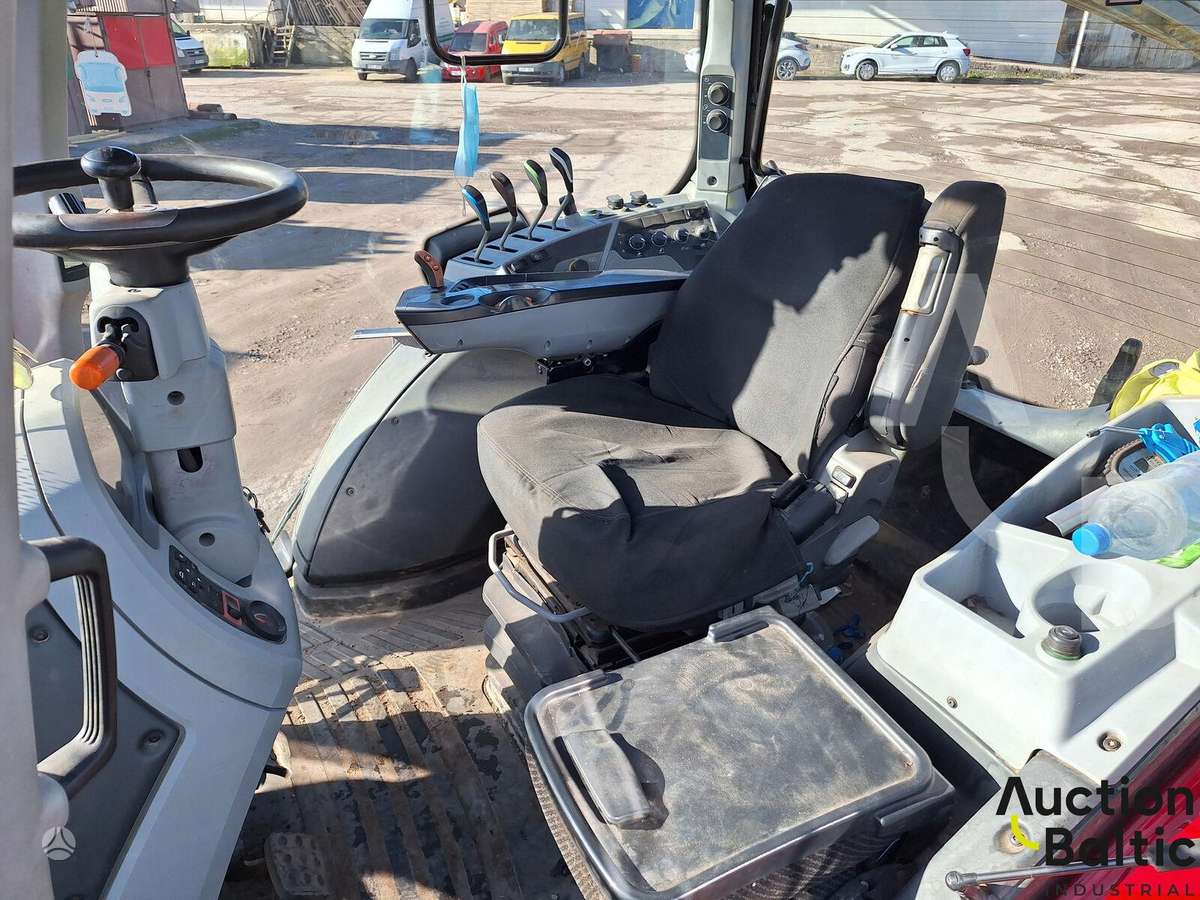 Valtra T 194 A, tractors